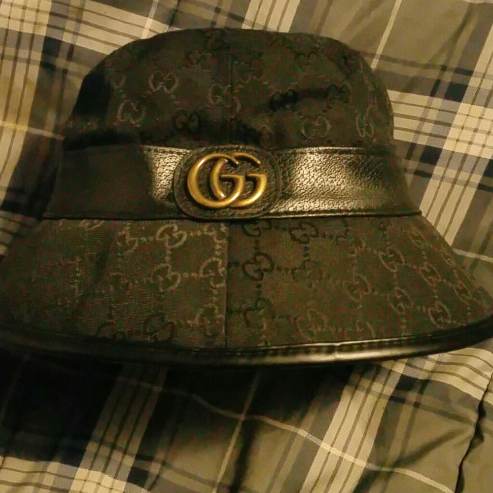Vintage unisex Gucci hat M-L used